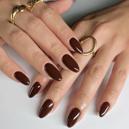 Cedar Fake Nails